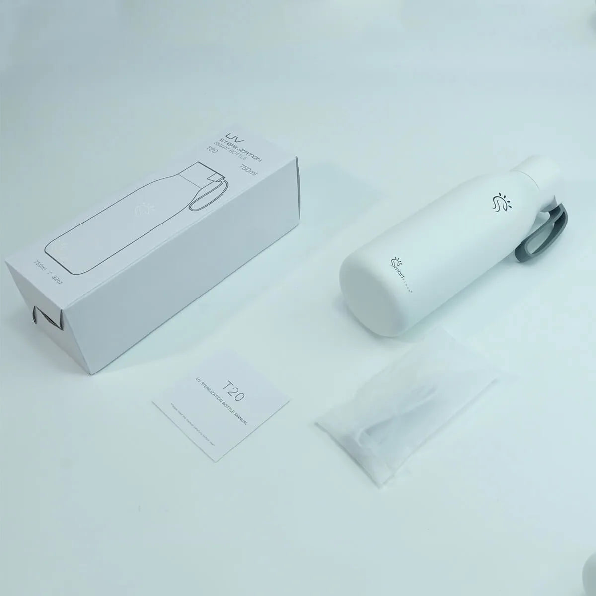 White Smart UV-C LED Flask 2.0 full Accessories